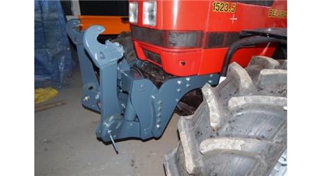 UNIVERSAL KIT FORAN LÆDERS HYDRAULIK 3. KATEGORI TIL TRAKTOR 2250kg